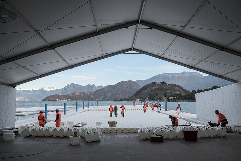 christo-jeanne-claude-floating-piers-lake-iseo-italy-designboom-010