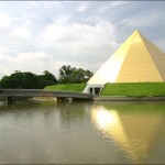 dhammakaya-temple-WiharnKunyay