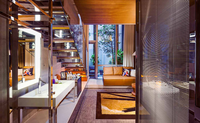 philippe-starck-m-social-singapore-hotel-designboom-07