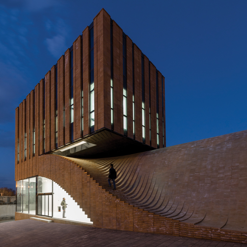 termeh-office-ahmad-bathaei-farshad-mehdizadeh-architects_dezeen_sqd