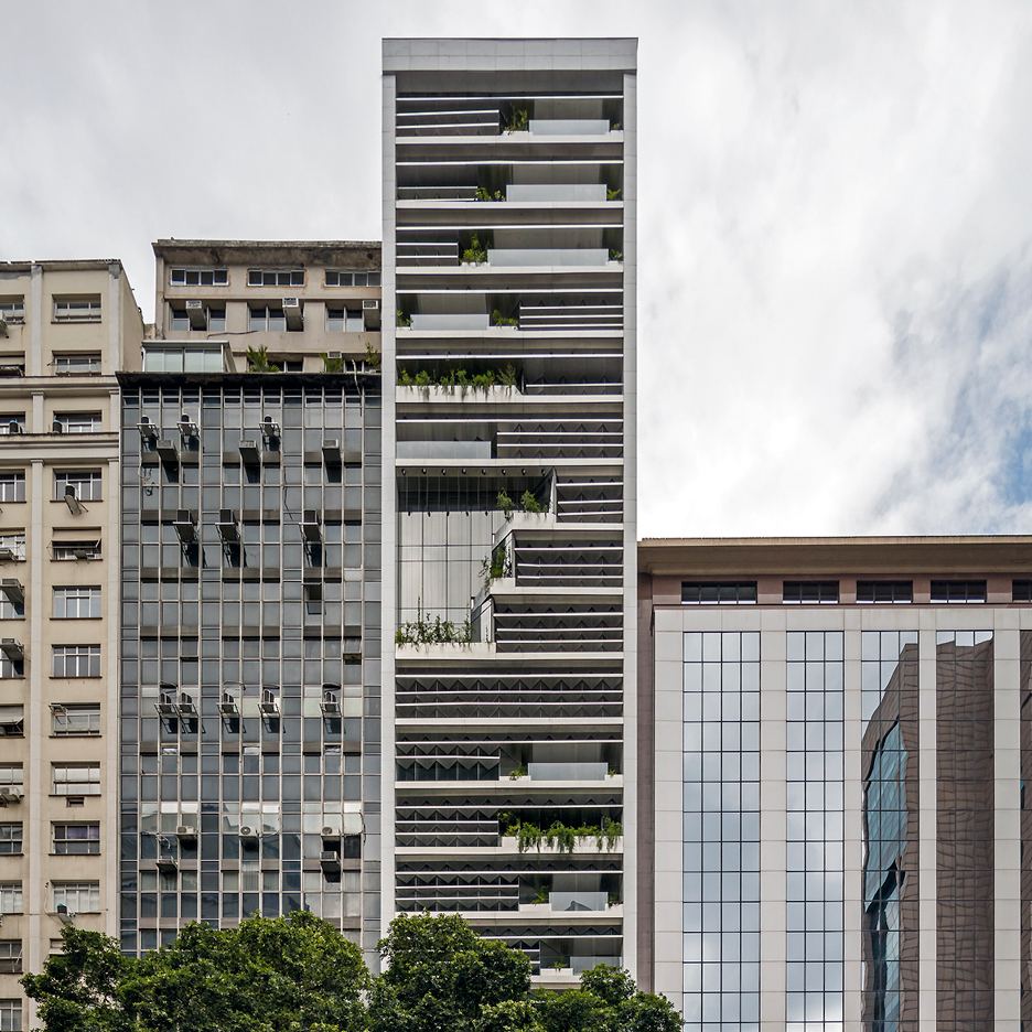 rb12-triptyque-sustainable-corporate-office-building-rio-de-janeiro-brazil_dezeen_sqa