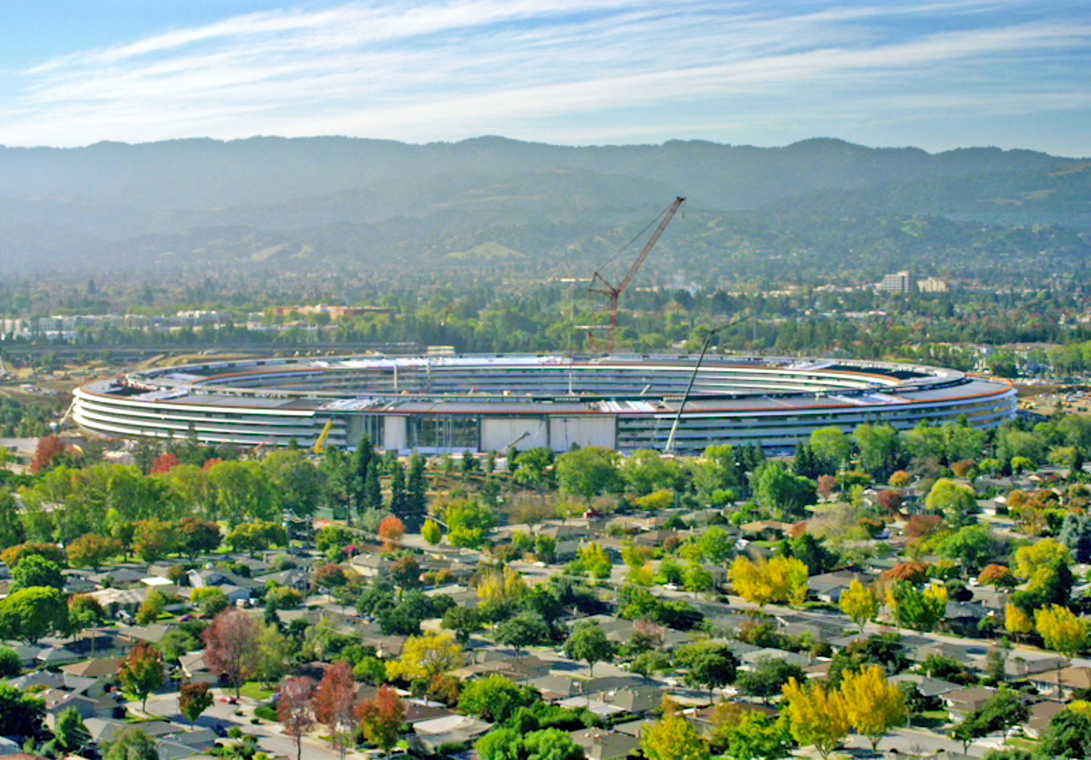 apple-park-campus-lead-2