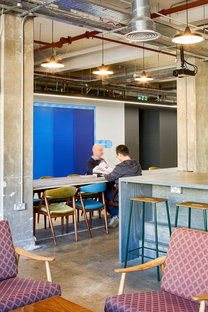 jump-studios-cloudflare-office-london-interiors-designboom-11